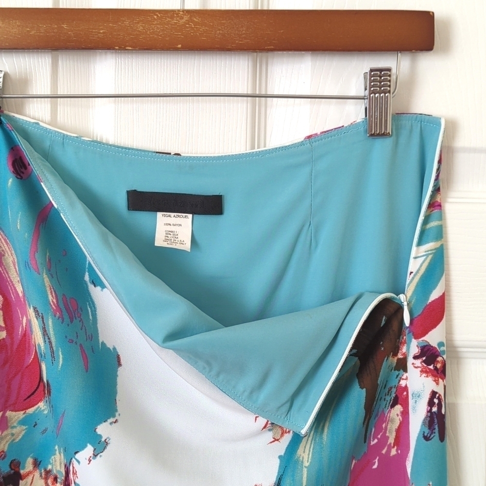 Yigal Azrouel Vibrant Abstract Printed Silk Blend Low Waisted A-Line Mini Skirt - Picture 3 of 11